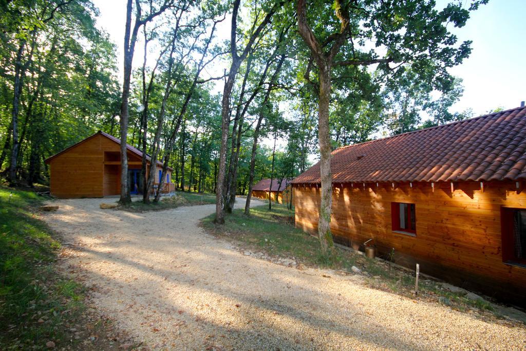 Le Village Enchanteur La Chapelle-Aubareil Exterior photo